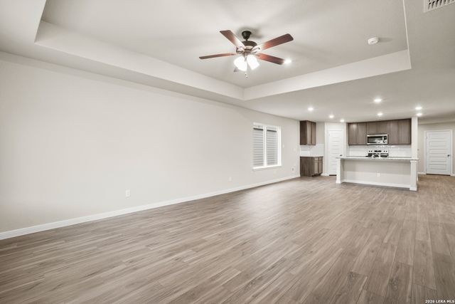 1224 Sweden, Seguin, TX 78155