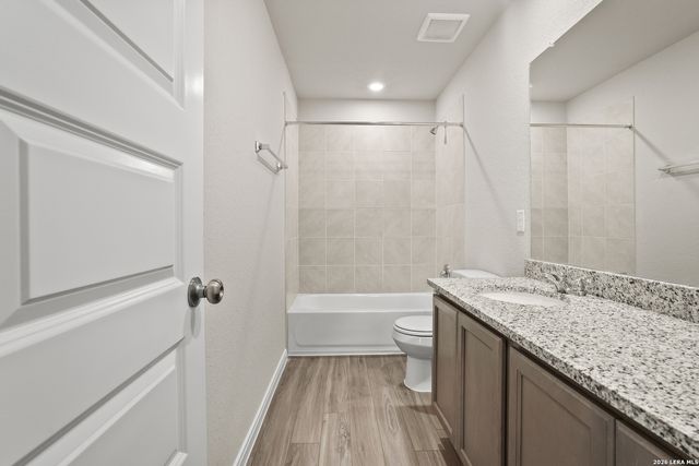 1224 Sweden, Seguin, TX 78155