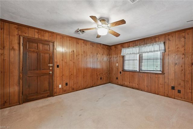 540 Gotham RD, Virginia Beach, VA 23452