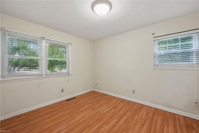 540 Gotham RD, Virginia Beach, VA 23452