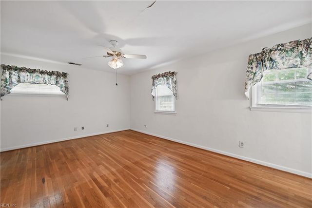 540 Gotham RD, Virginia Beach, VA 23452