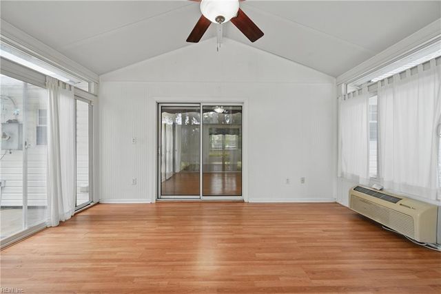 540 Gotham RD, Virginia Beach, VA 23452