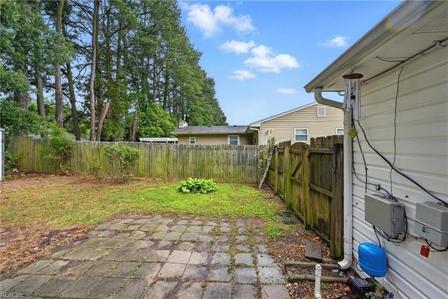 540 Gotham RD, Virginia Beach, VA 23452