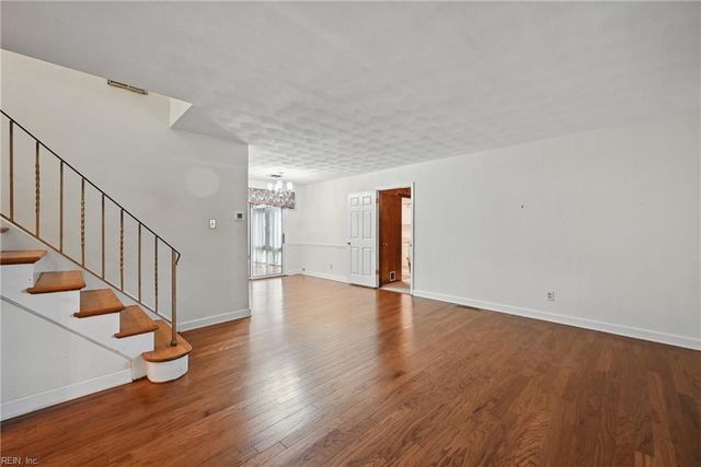 540 Gotham RD, Virginia Beach, VA 23452