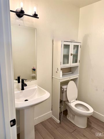 6500 Cordell Way, Bakersfield, CA 93311