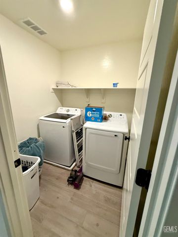 6500 Cordell Way, Bakersfield, CA 93311