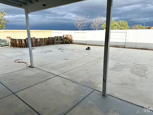 6500 Cordell Way, Bakersfield, CA 93311