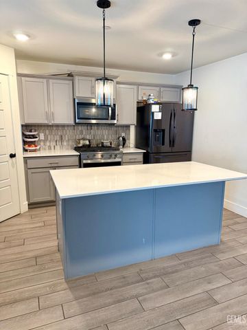 6500 Cordell Way, Bakersfield, CA 93311