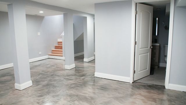 1725 N Kedvale Avenue, Chicago, IL 60639