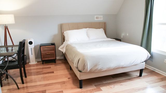 1725 N Kedvale Avenue, Chicago, IL 60639