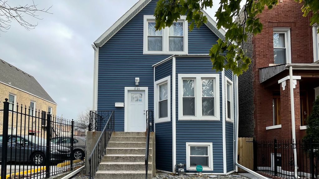 1725 N Kedvale Avenue, Chicago, IL 60639