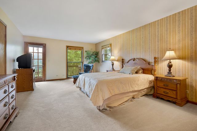 1150 Anne Court, Sleepy Hollow, IL 60118
