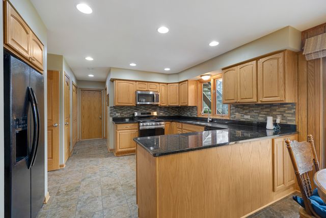 1150 Anne Court, Sleepy Hollow, IL 60118
