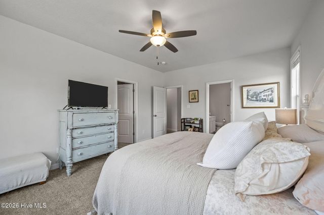 401 Vandemere Court, Holly Ridge, NC 28445