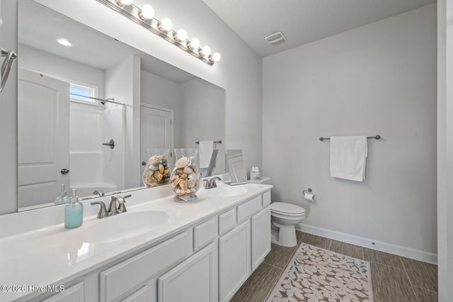401 Vandemere Court, Holly Ridge, NC 28445
