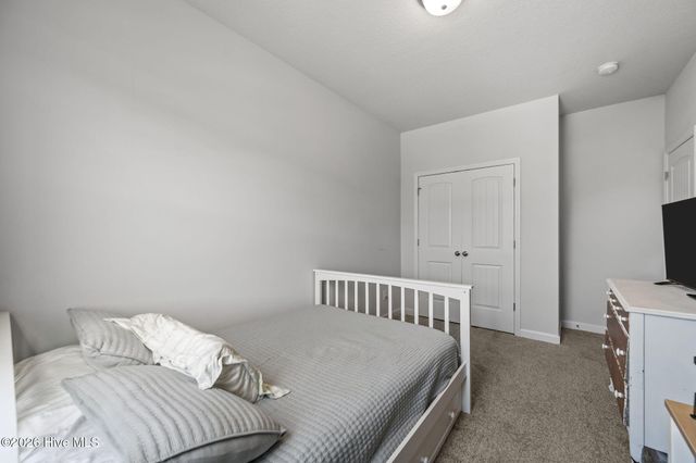 401 Vandemere Court, Holly Ridge, NC 28445