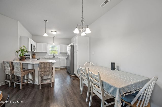 401 Vandemere Court, Holly Ridge, NC 28445