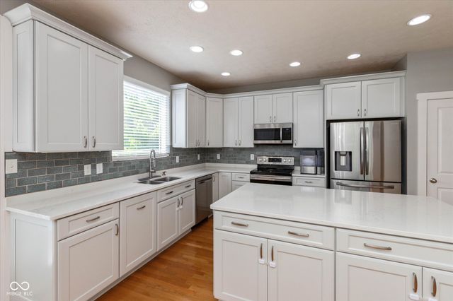 7149 Wilshire Way, Avon, IN 46123