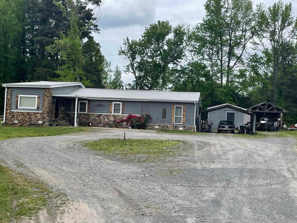 279 Shiloh Road, Greers Ferry, AR 72067