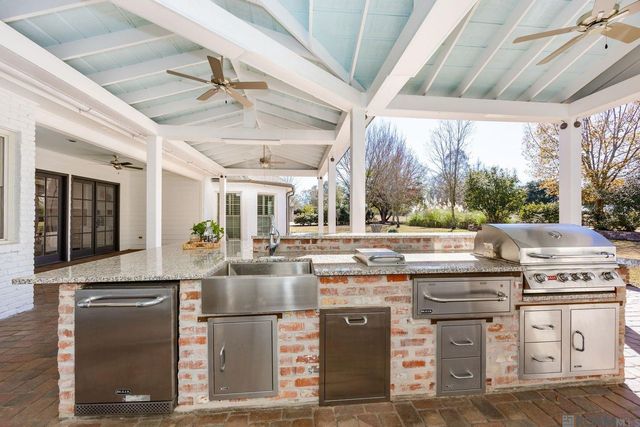 3258 Mcclendon Ct, Baton Rouge, LA 70810