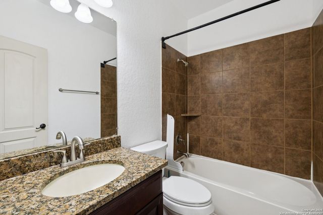 18530 Canoe Brook, San Antonio, TX 78258