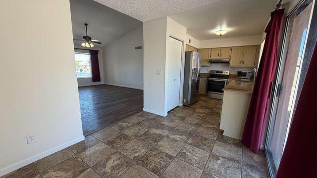 617 S Windsor, Mesa, AZ 85204