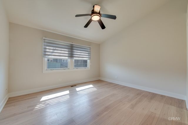 359 Chaparral Circle, Elgin, IL 60120