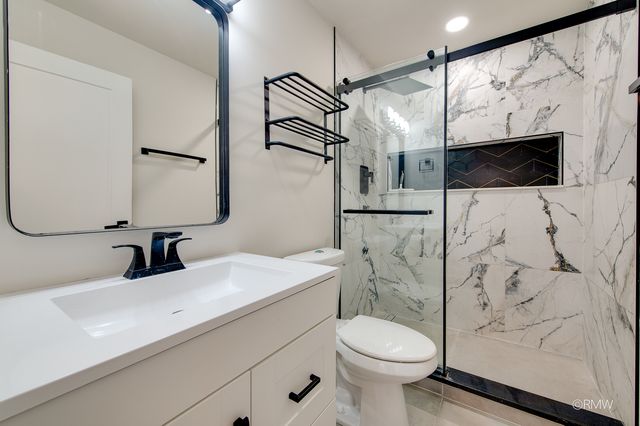 359 Chaparral Circle, Elgin, IL 60120