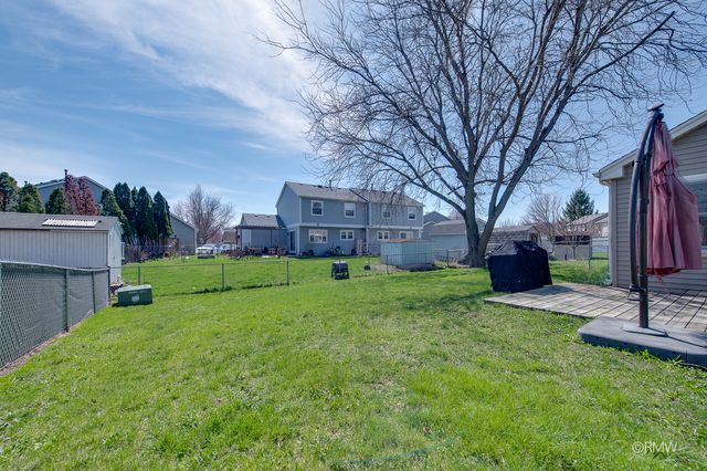 359 Chaparral Circle, Elgin, IL 60120