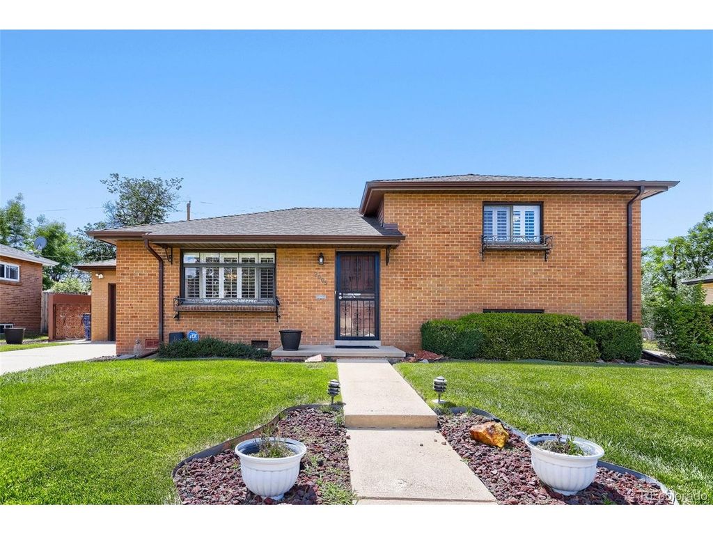 2009 S Winona Ct, Denver, CO 80219