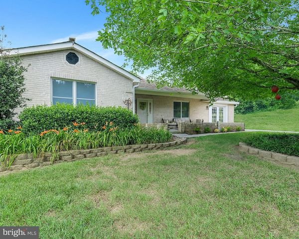 16970 TEAGUES POINT RD, Hughesville, MD 20637