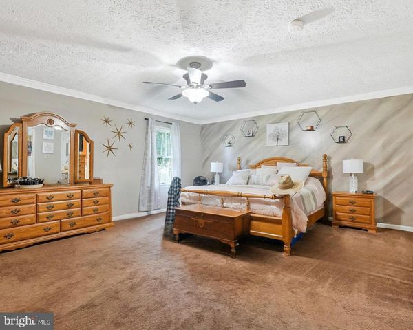 16970 TEAGUES POINT RD, Hughesville, MD 20637