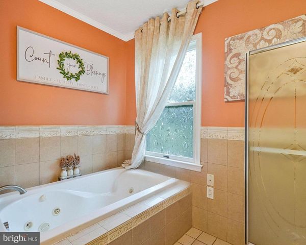 16970 TEAGUES POINT RD, Hughesville, MD 20637