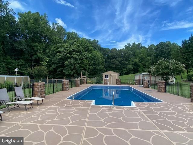 16970 TEAGUES POINT RD, Hughesville, MD 20637
