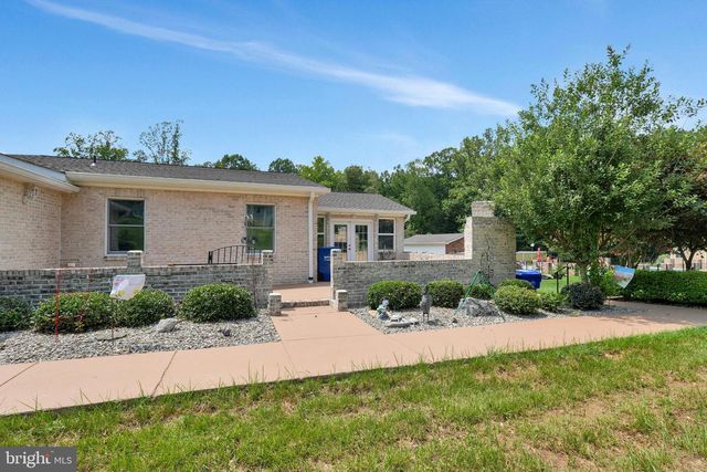 16970 TEAGUES POINT RD, Hughesville, MD 20637