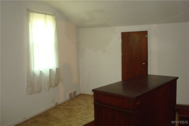 280 Roycroft Boulevard, Amherst, NY 14226