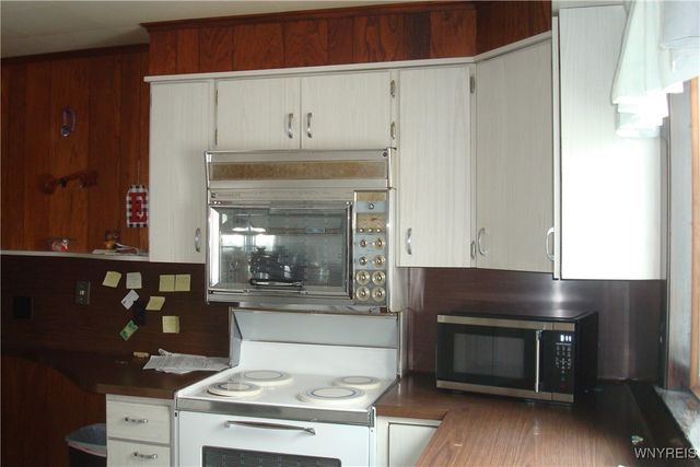 280 Roycroft Boulevard, Amherst, NY 14226