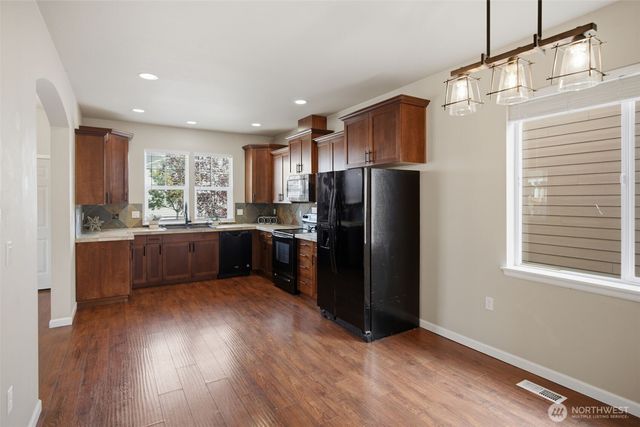 14471 100th Avenue SE, Yelm, WA 98597