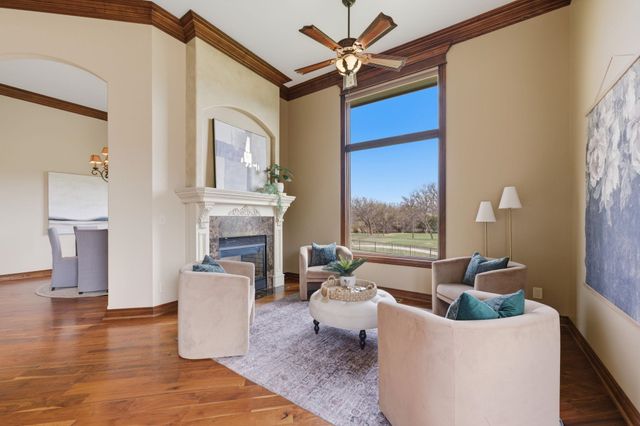 532 N Belle Terre Cir, Wichita, KS 67230