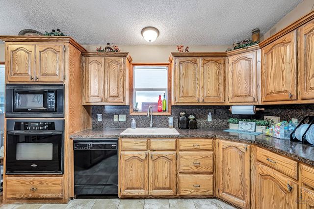 12073 E Hwy 158, Gardendale, TX 79758