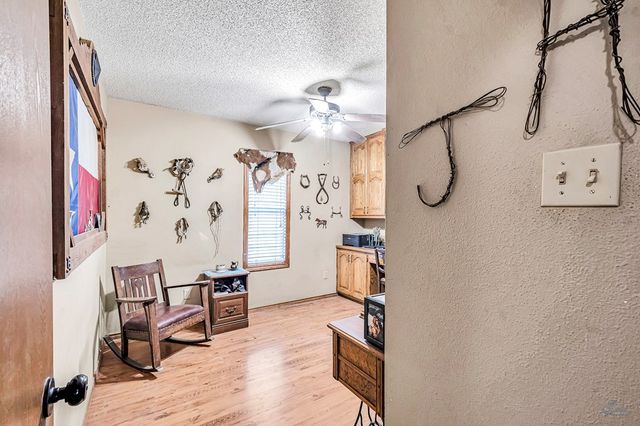 12073 E Hwy 158, Gardendale, TX 79758