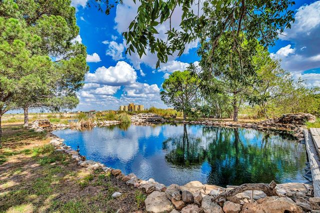 12073 E Hwy 158, Gardendale, TX 79758