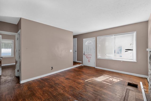 711 S Highland Avenue, Columbus, OH 43223