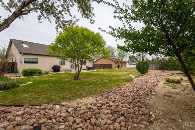 106 S Golfwood Dr W, Pueblo West, CO 81007