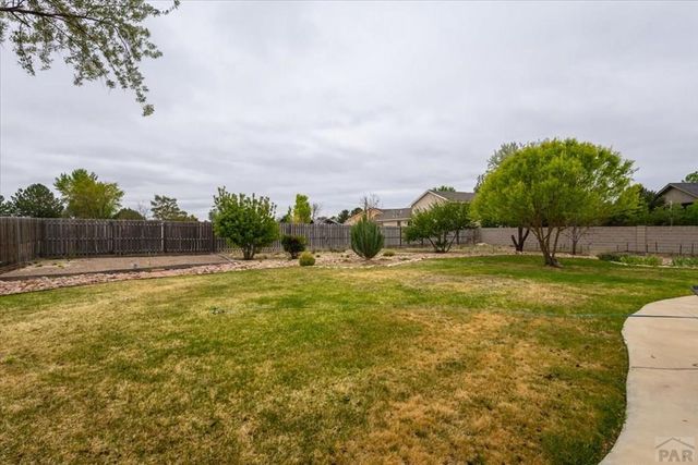 106 S Golfwood Dr W, Pueblo West, CO 81007