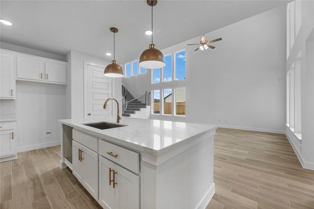 521 Buckaroo DR, Georgetown, TX 78633