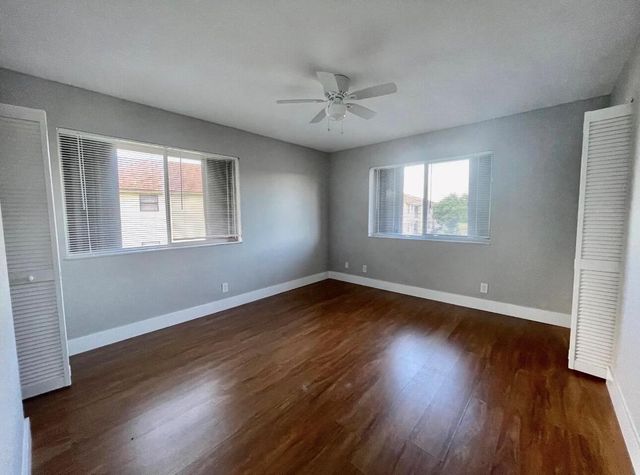 2110 Sherwood Forest Boulevard 24, West Palm Beach, FL 33415