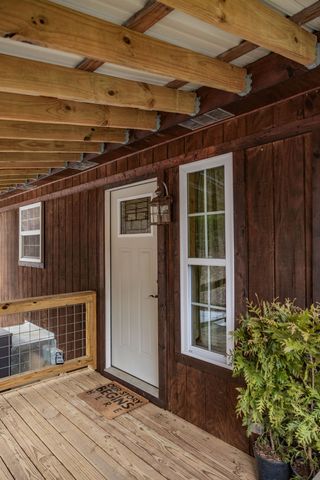 303 Walnut Grove Ln, Mcminnville, TN 37110