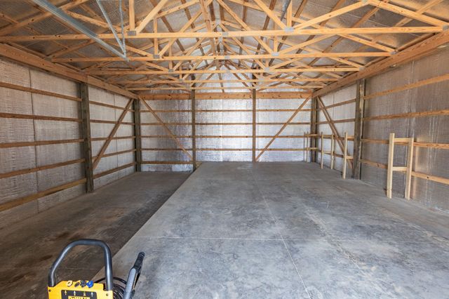 303 Walnut Grove Ln, Mcminnville, TN 37110