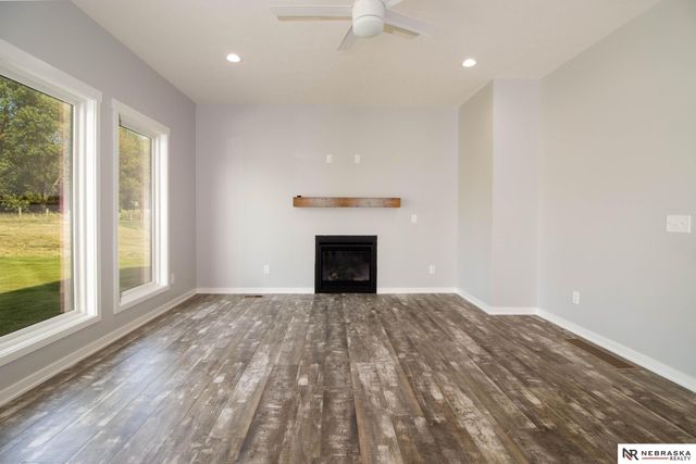 2855 Southern Hills Drive, Blair, NE 68008